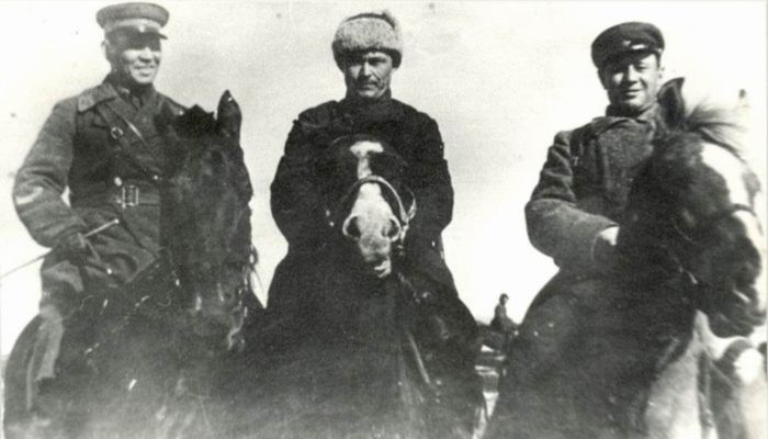 Личный состав